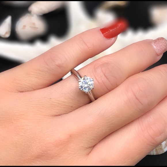 1ct moissanite ring with Certificate - Picture 3 of 11